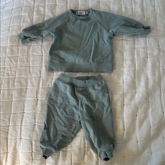 8 piece 3-6mo. Cozy Baby Boy Clothes (023) - Picture 6 of 16